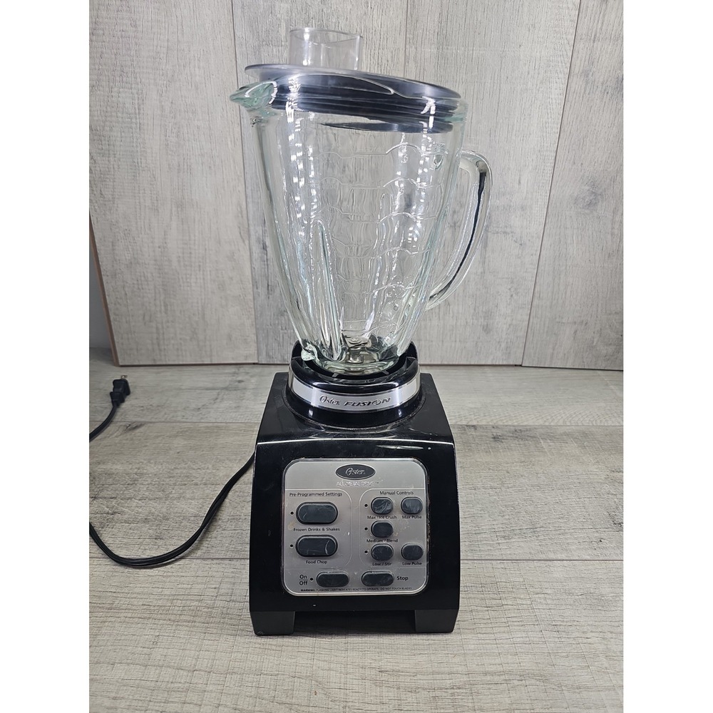 Oster Standard Blender 6-Cup Glass Pitcher Silver/Black 7-Speed Pulse Lid